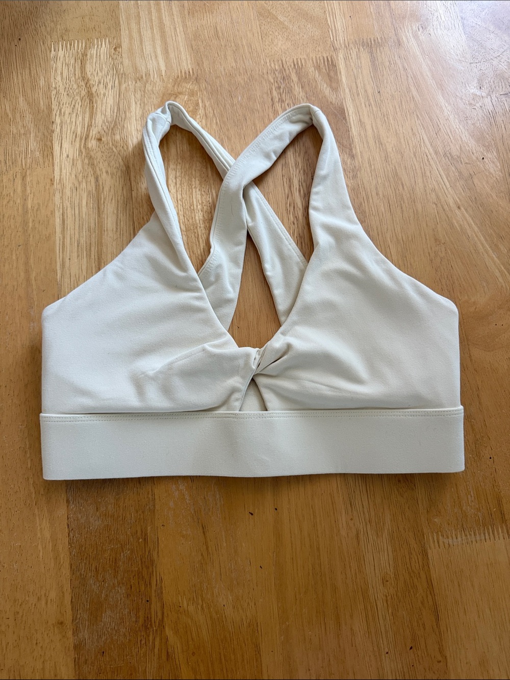 Fabletics Ivory Twist-Front Sports Bra